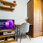 公寓 2-room Forest Retreat - Fireplace, Veranda, Bbq, Views