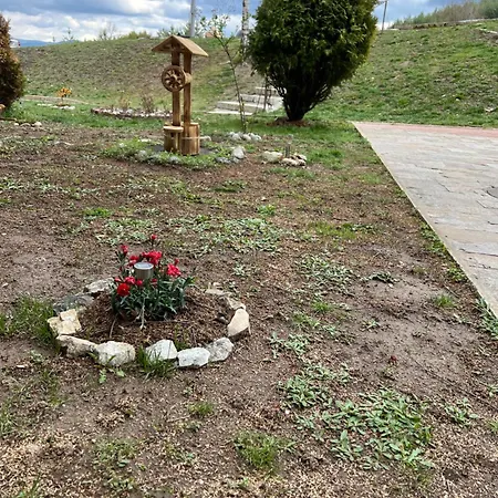 2-room Forest Retreat - Fireplace, Veranda, Bbq, Views * Bansko