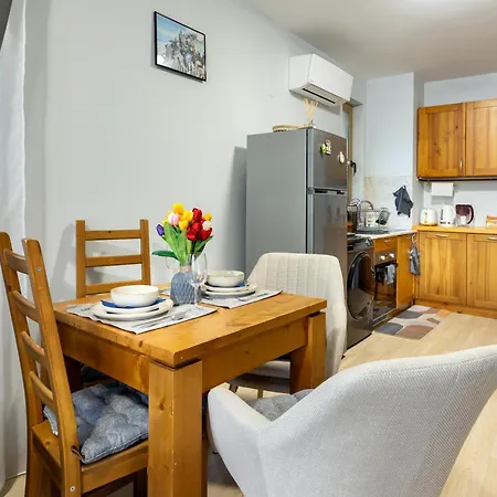 Apartman 2-room Forest Retreat - Fireplace, Veranda, Bbq, Views