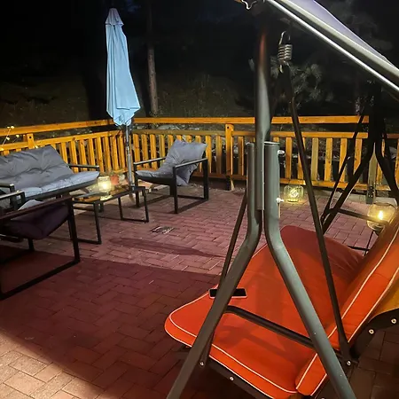 2-room Forest Retreat - Fireplace, Veranda, Bbq, Views バンスコ