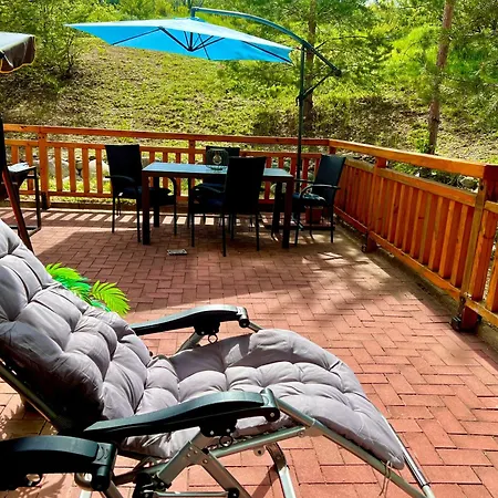 Appartamento 2-room Forest Retreat - Fireplace, Veranda, Bbq, Views