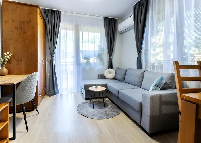 公寓 2-room Forest Retreat - Fireplace, Veranda, Bbq, Views