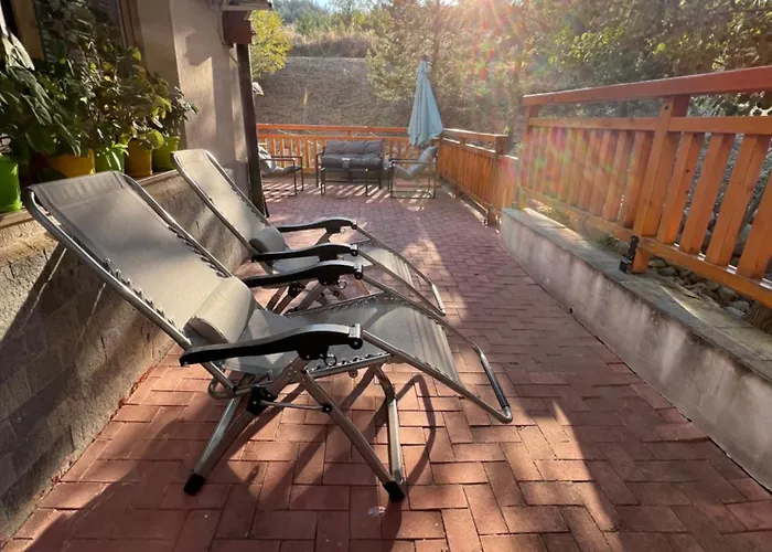 2-room Forest Retreat - Fireplace, Veranda, Bbq, Views 班斯科